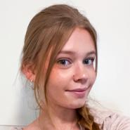Sivukasvokuva Vilma Häyristä.